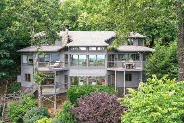 Property photo 1 of 25