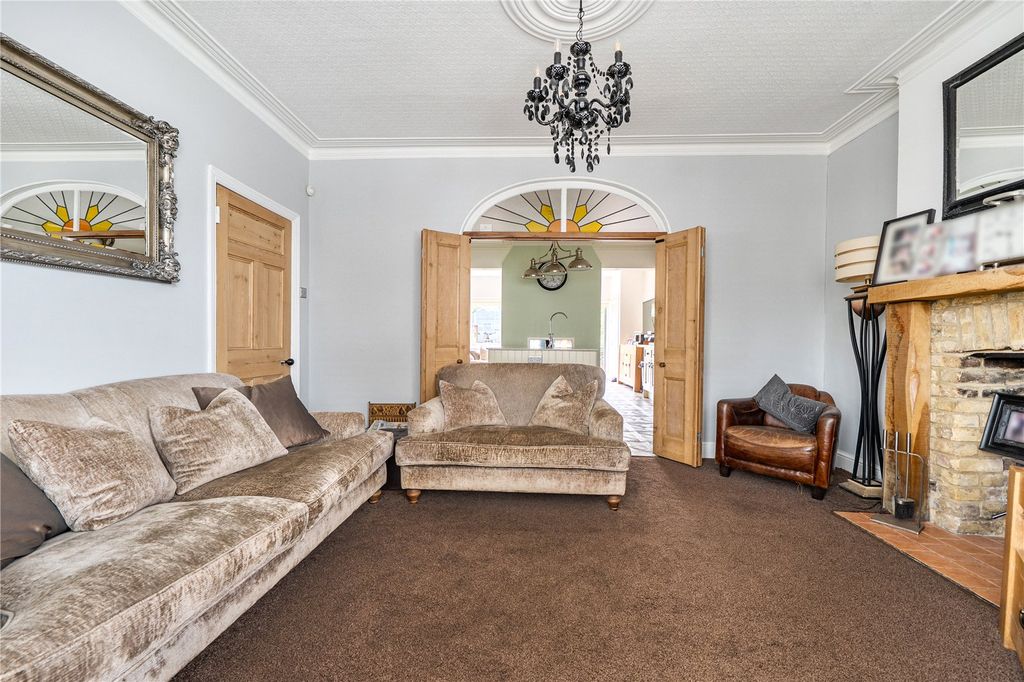 Property photo 3 of 18 Picture No. 20
