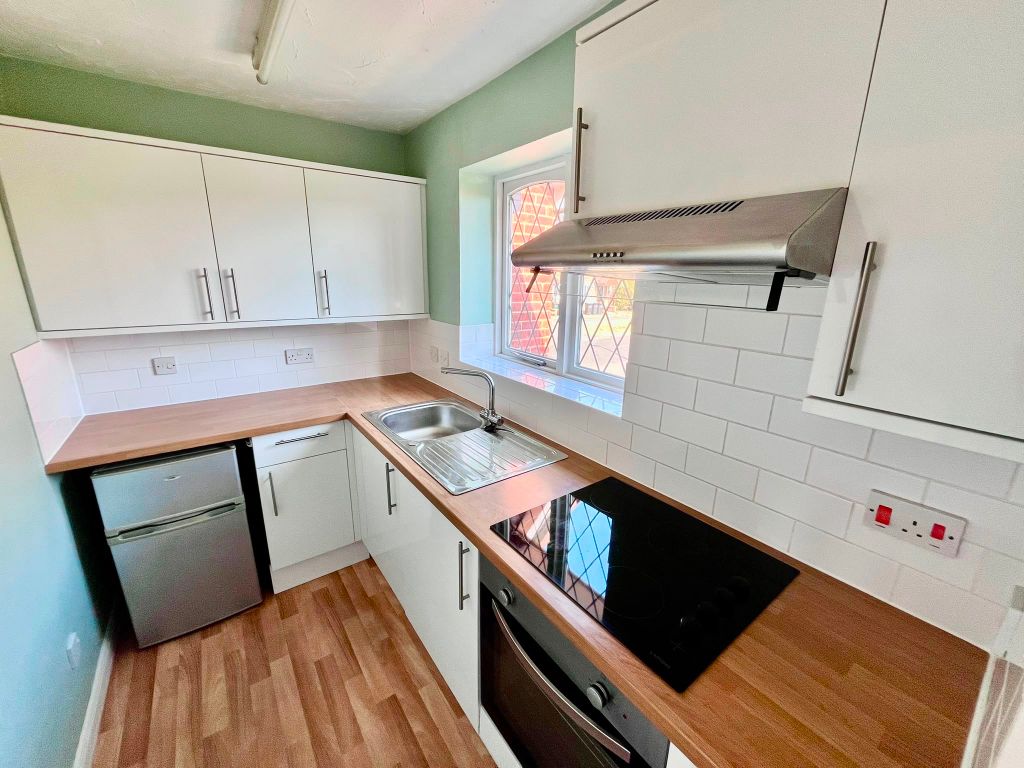 Property photo 2 of 9