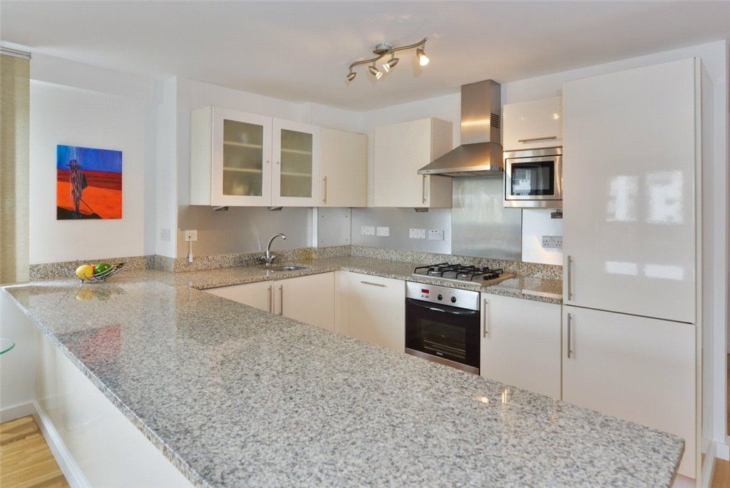 Property photo 2 of 7 Reception/Kitchen