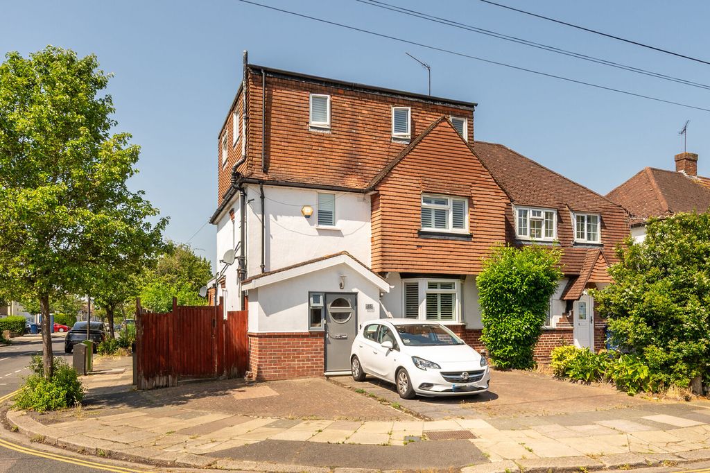 Property photo 1 of 15