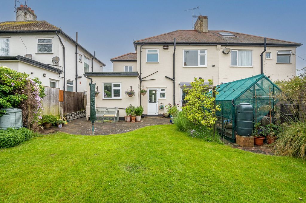 Property photo 3 of 16 Picture No. 06