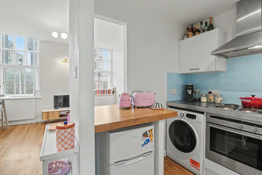 Property photo 3 of 13 Img_6735