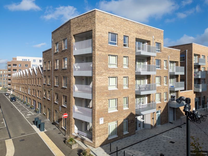 Property photo 1 of 6 Photo 6