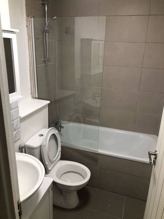 Property photo 1 of 3