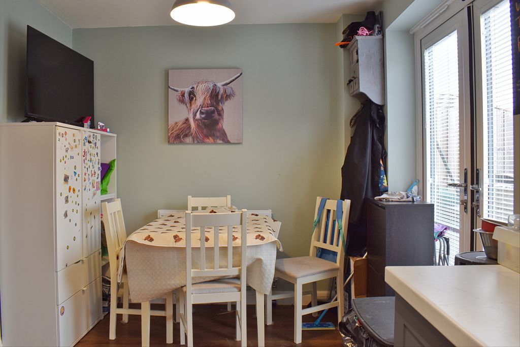 Property photo 3 of 13 Photo 10