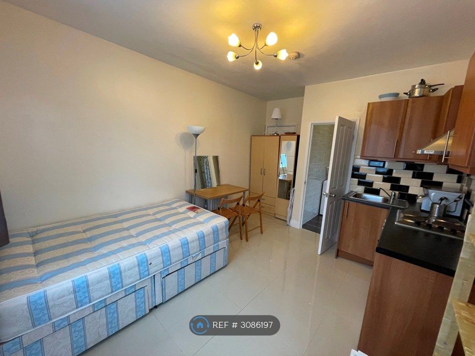 Property photo 1 of 5