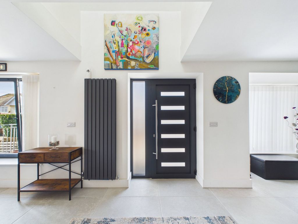 Property photo 2 of 37