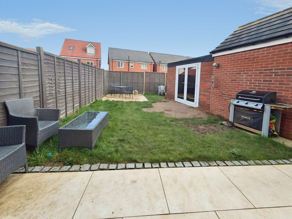 Property photo 3 of 15