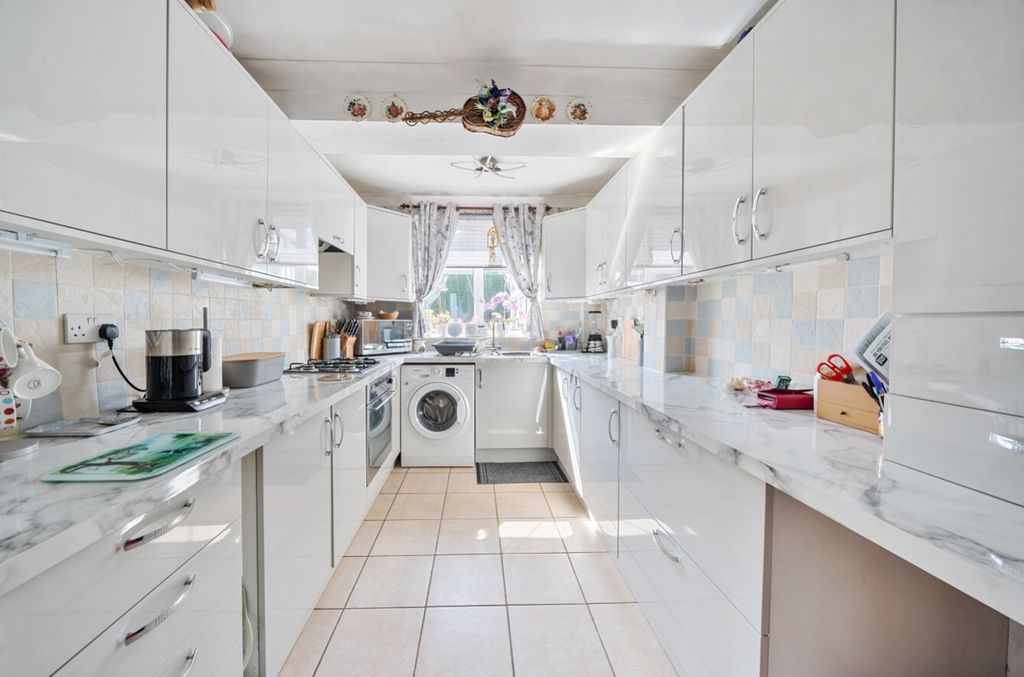 Property photo 2 of 24 1284199 (5)
