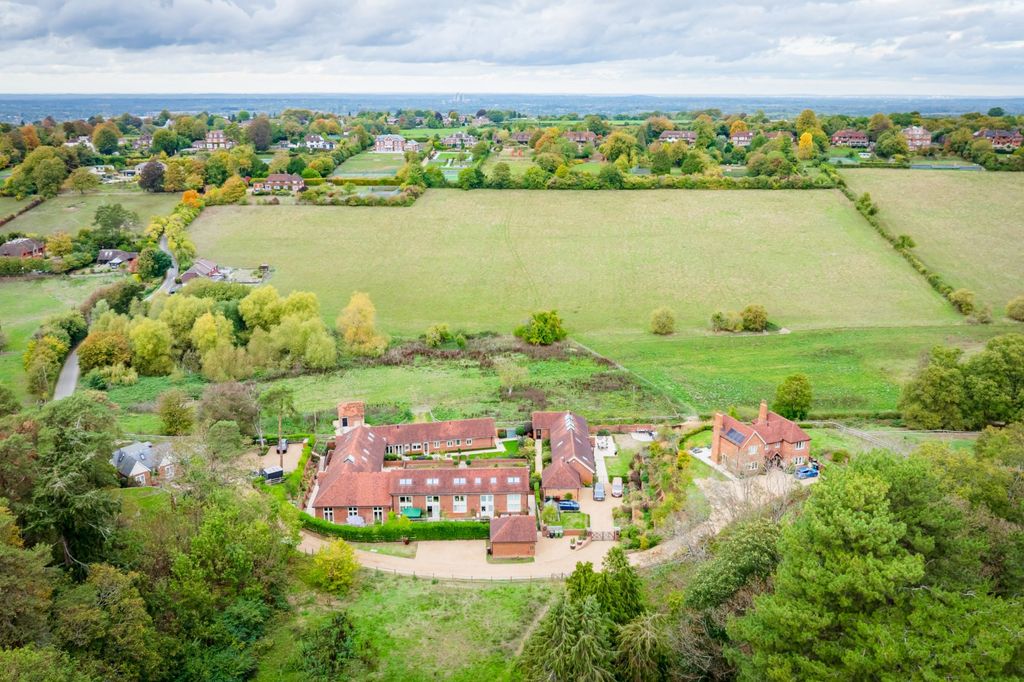 Property photo 1 of 24 Drone Aspect
