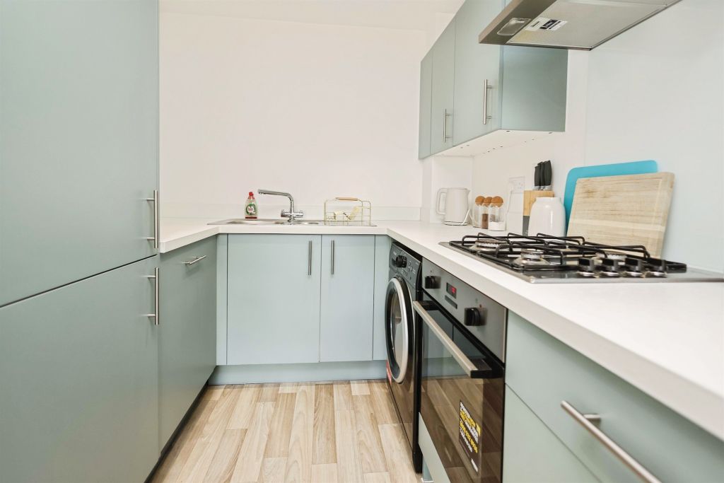 Property photo 2 of 16