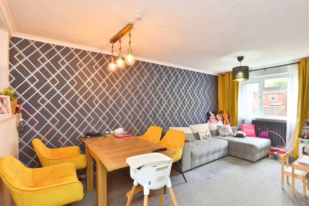 Property photo 2 of 14