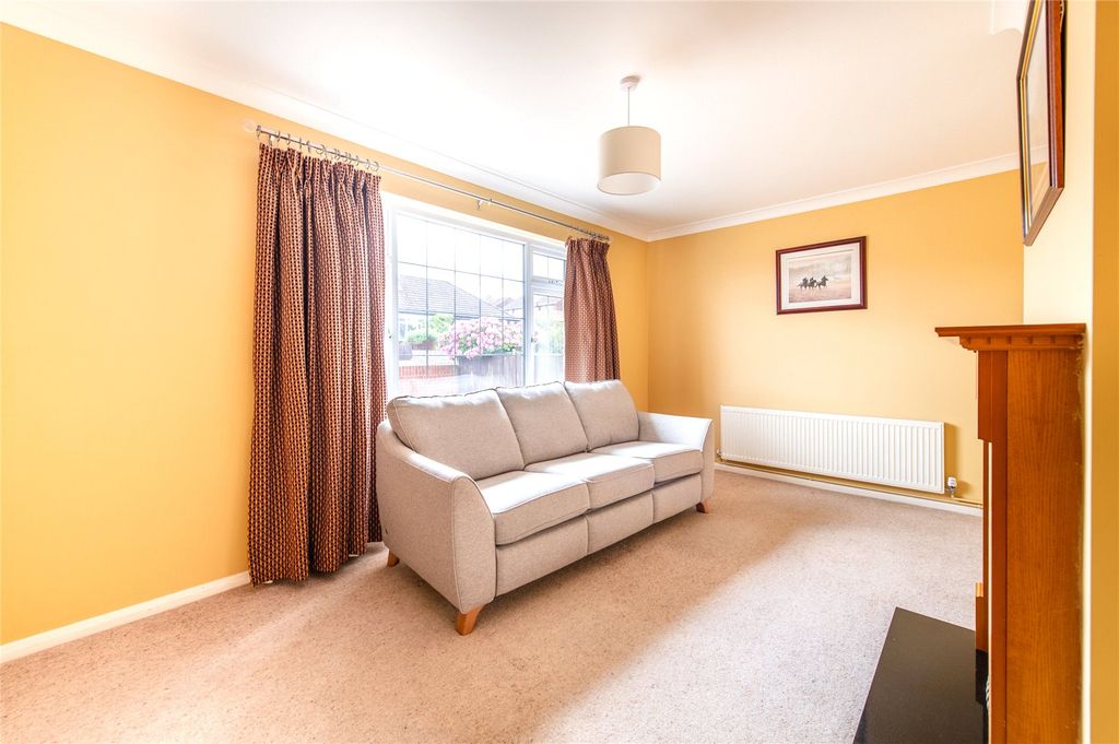 Property photo 3 of 18 Picture No. 11