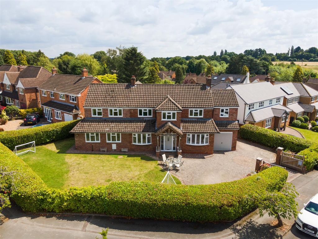 Property photo 2 of 28 6 Holland Avenue, Knowle, Solihull, B93 9Dw_4.Jpg