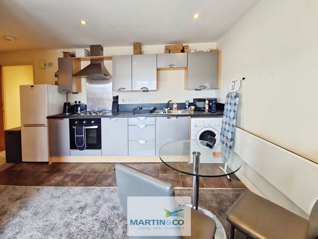 Property photo 1 of 7 88d0482E-Kitchen
