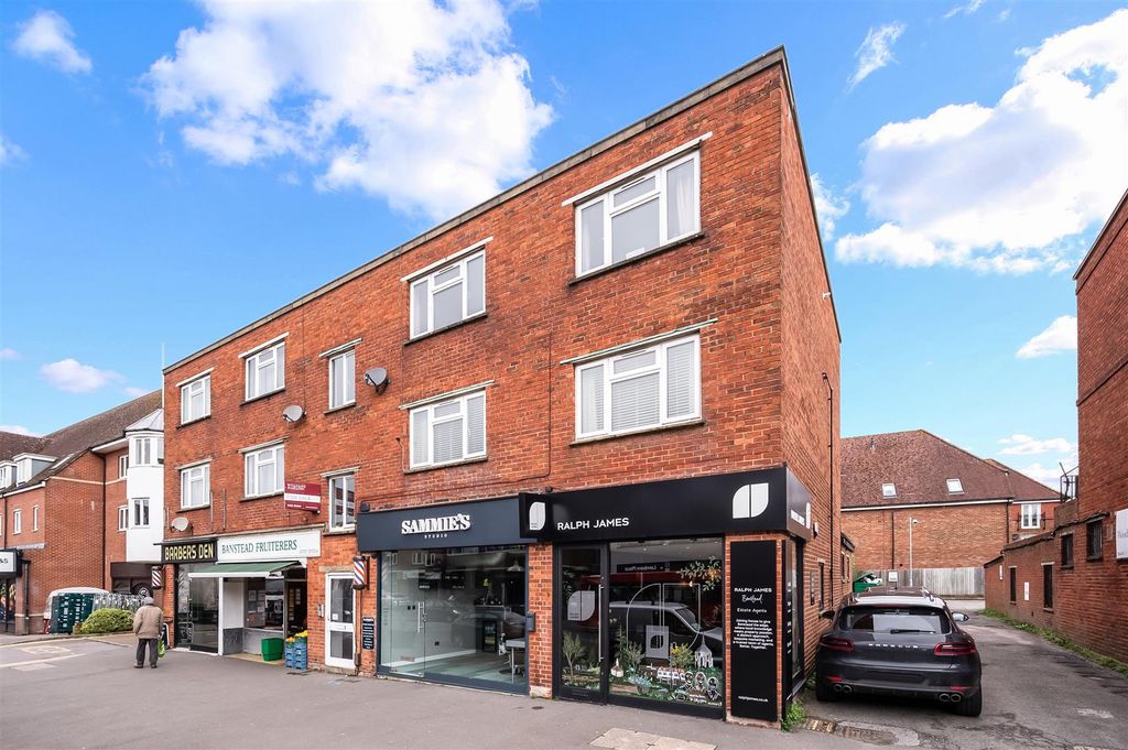 Property photo 1 of 16 High Street Banstead 23 B  (16).Jpg