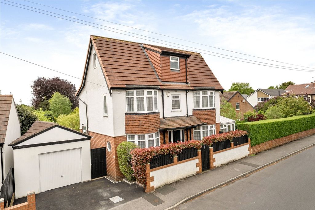 Property photo 1 of 38 Picture No. 02