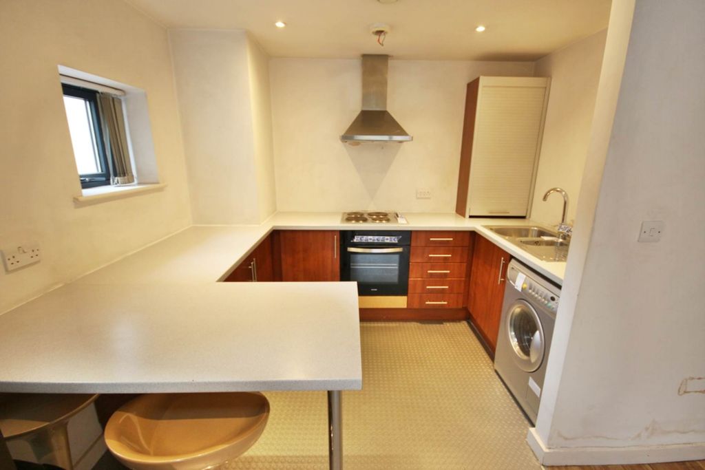 Property photo 2 of 3