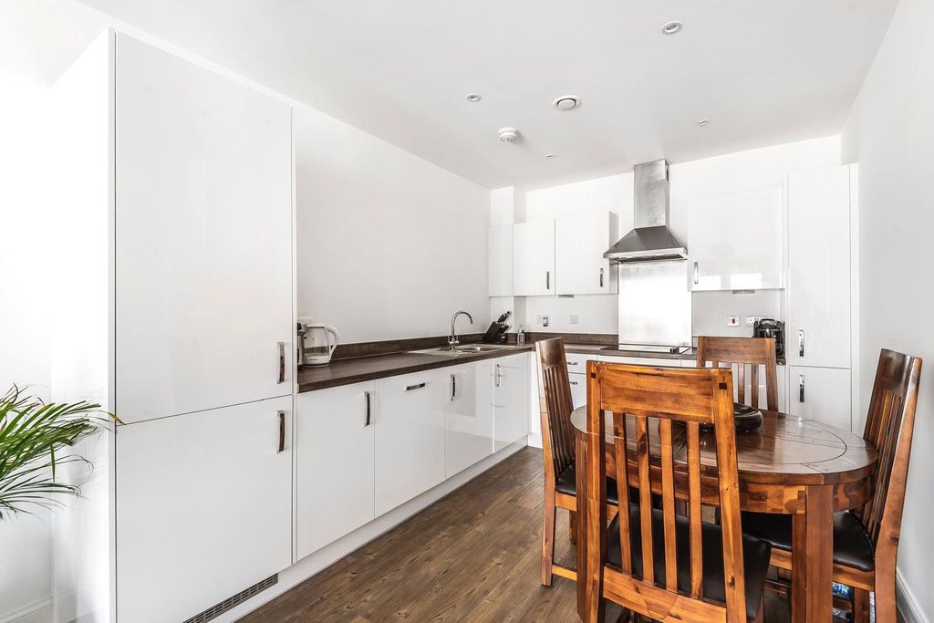 Property photo 3 of 12 Picture No. 01