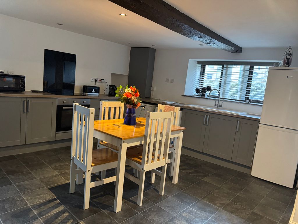 Property photo 3 of 9 Img_3594