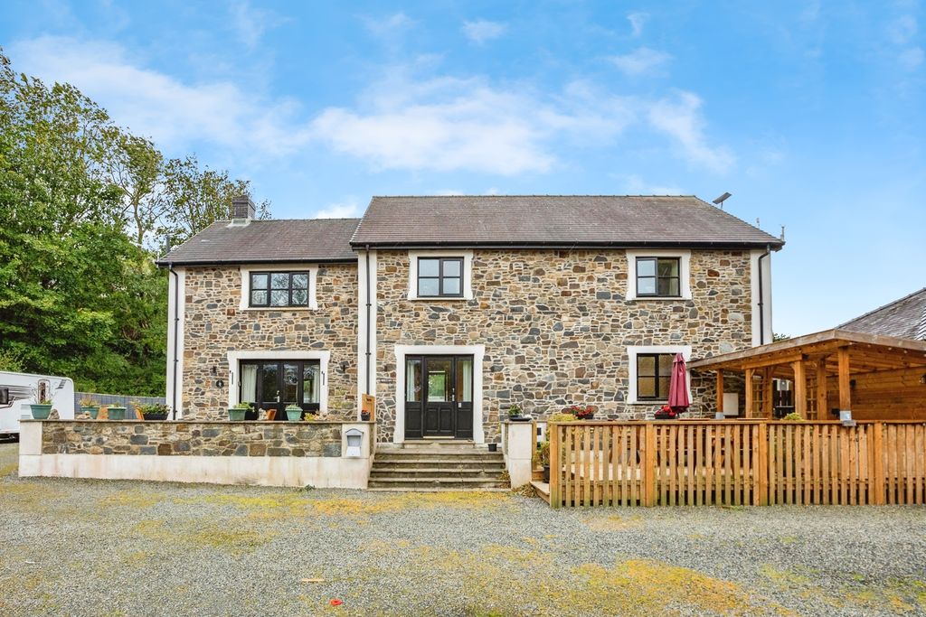 Property photo 1 of 53 Photo