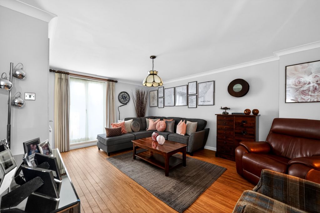 Property photo 3 of 22