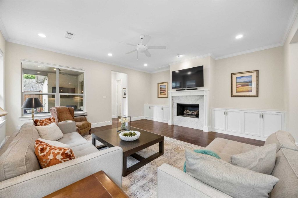 Property photo 3 of 27 <Alttext/>