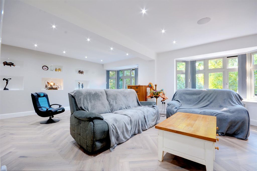 Property photo 3 of 35 Living Room.Jpg