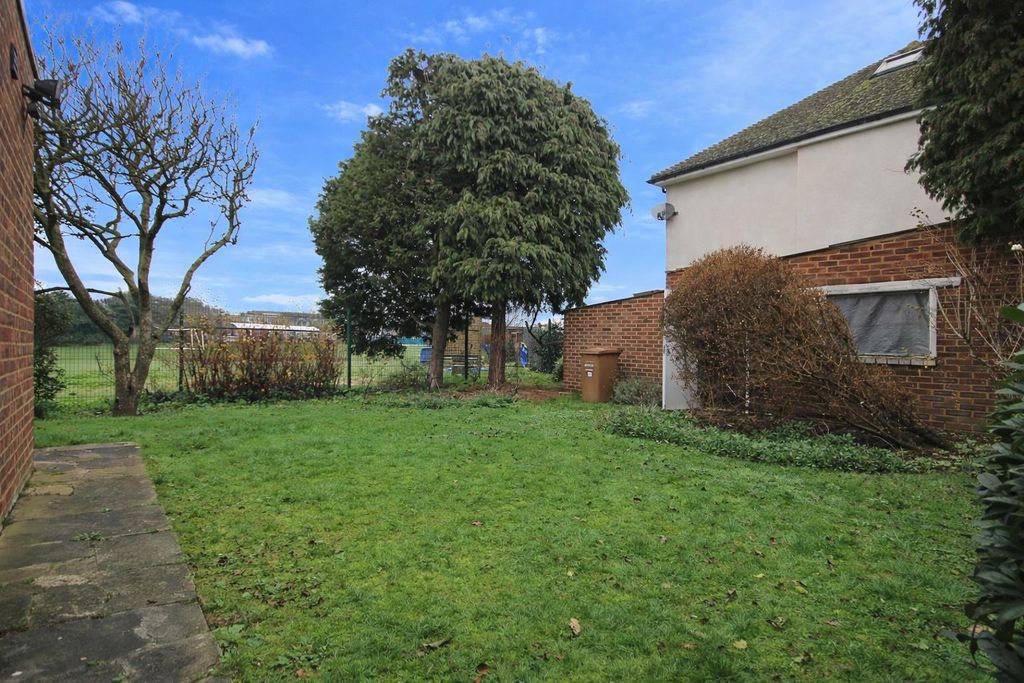 Property photo 3 of 19 Dec 17, 2025, 04_47_18 Pm.Png