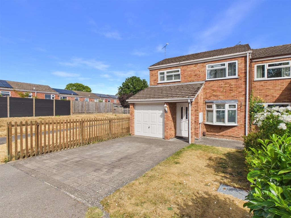 Property photo 1 of 25 Cam02833G0-Pr0853-Still026.Jpg
