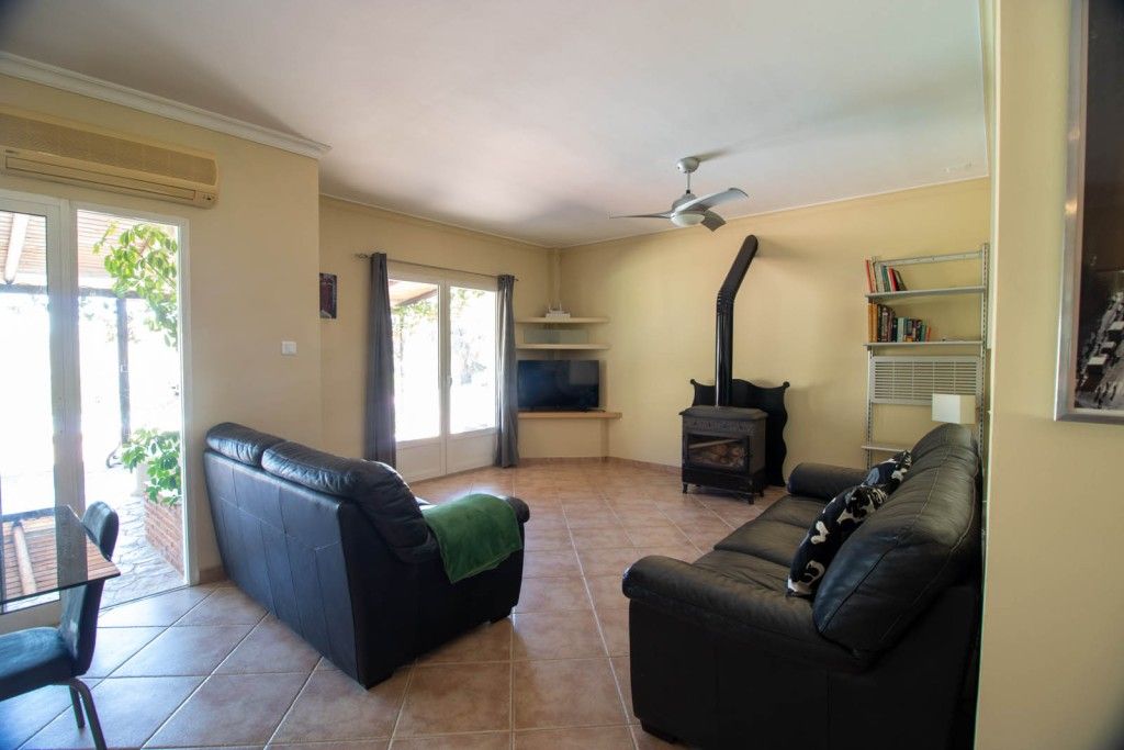 Property photo 2 of 20 Living