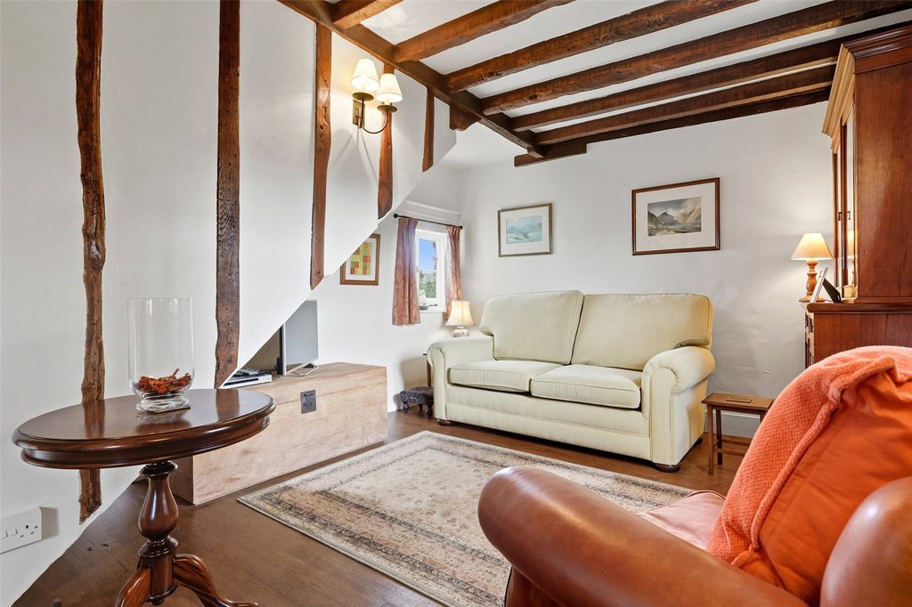 Property photo 3 of 18 Living Room