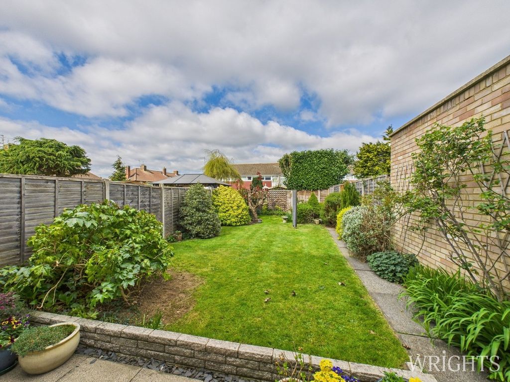 Property photo 2 of 30