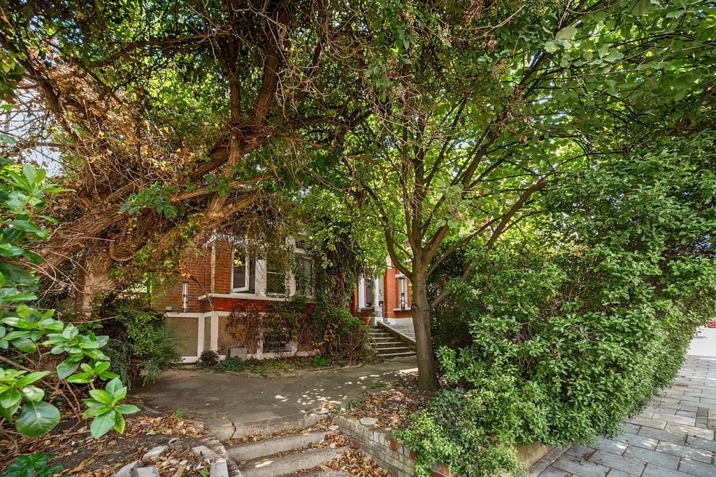 Property photo 3 of 21 Picture No. 17