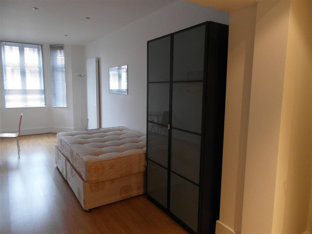 Property photo 3 of 6