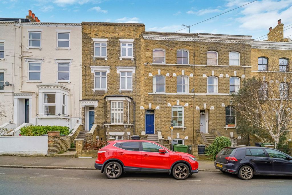 Property photo 1 of 7