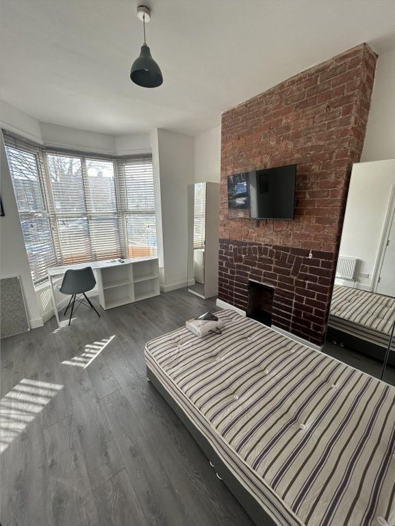 Property photo 1 of 15 8937034.Jpg