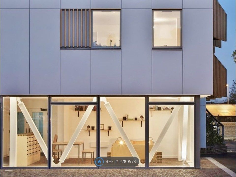 Property photo 3 of 10