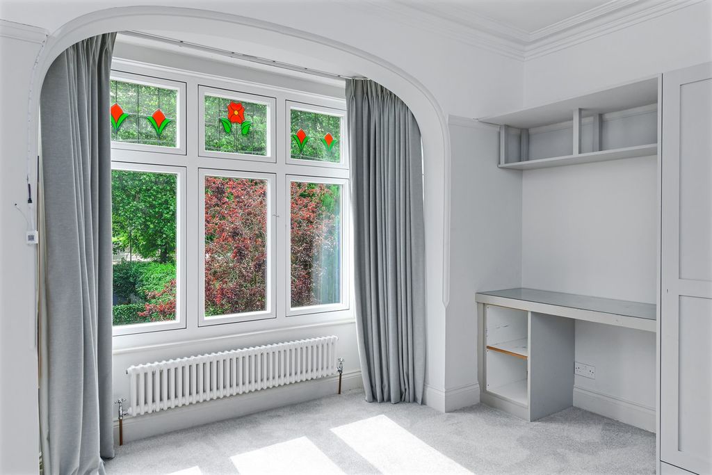 Additional image 25 of 6 bed detached house to rentVictoria Embankment NG2