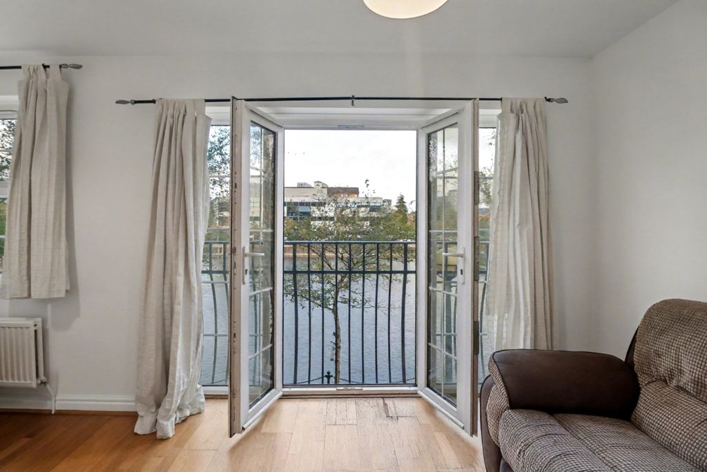 Property photo 2 of 12 Img_4879