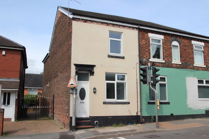 Property photo 1 of 5