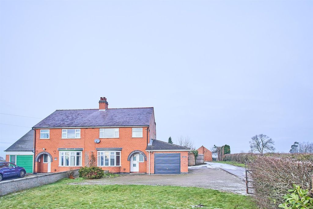 Property photo 1 of 18 Bagworth Road 16.Jpg