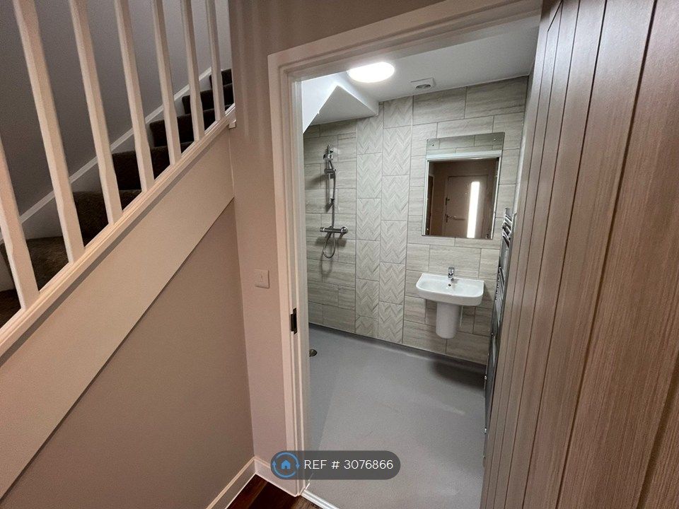 Property photo 3 of 17 Ground Floor Wet Room