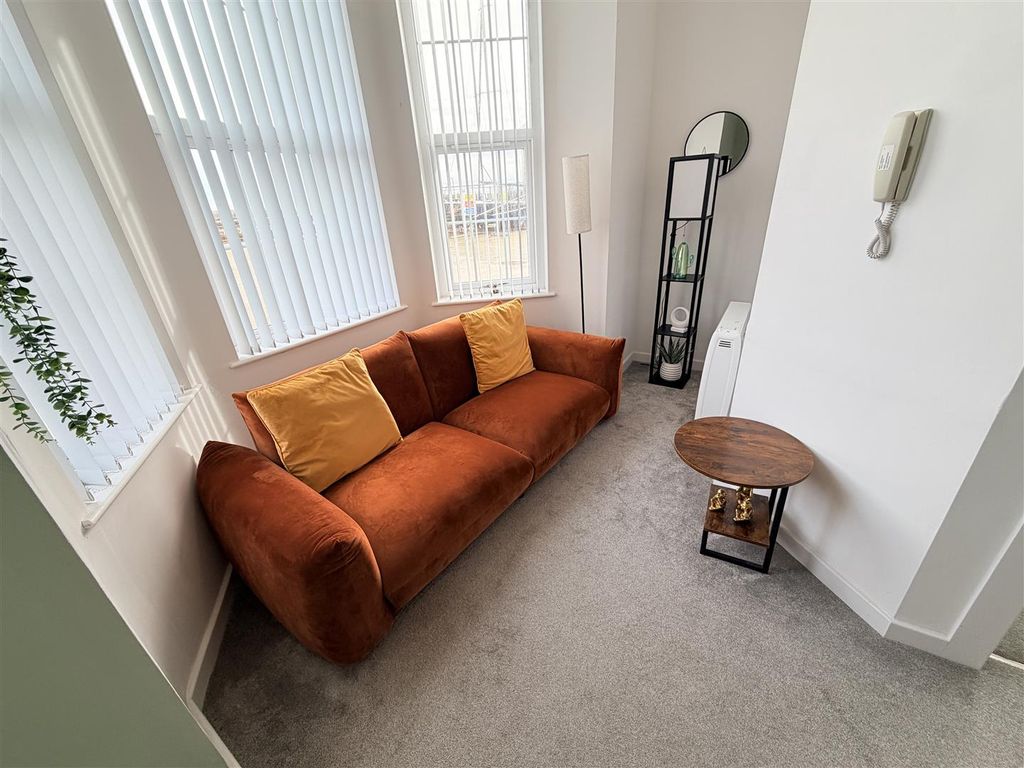 Property photo 3 of 14 Img_8296.Jpg