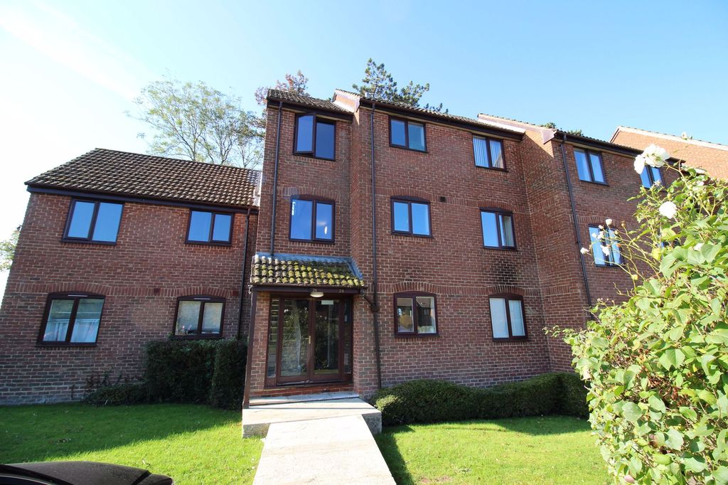 Property photo 1 of 10