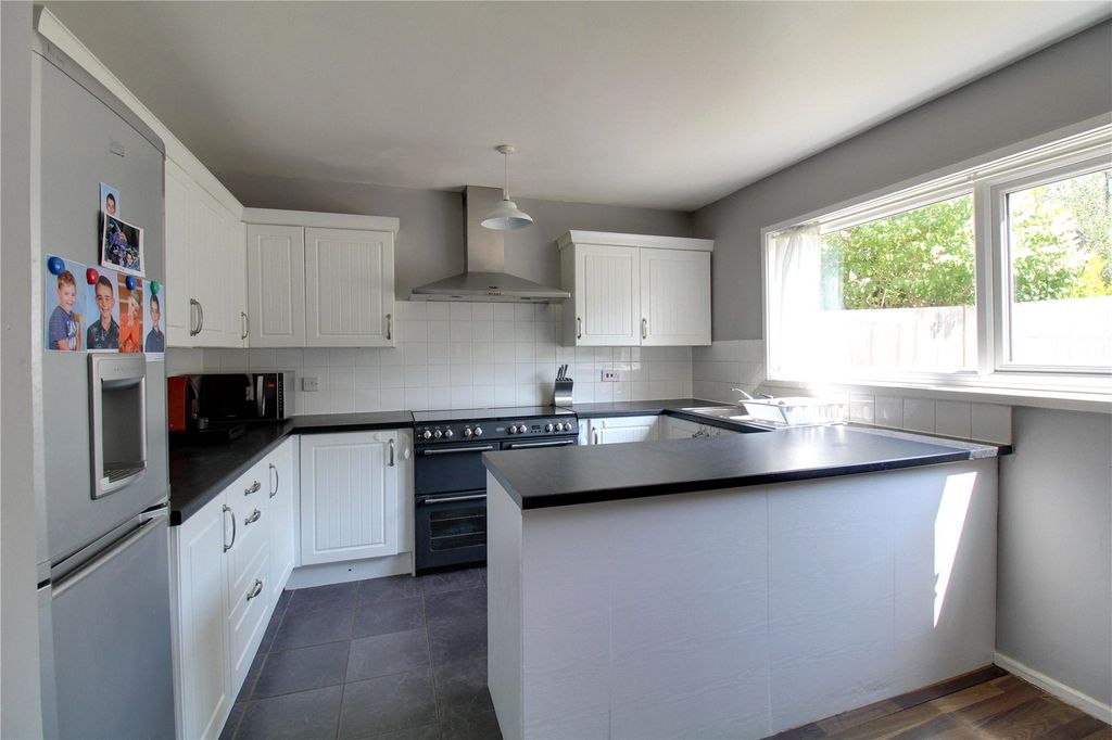Property photo 2 of 14 Picture No. 03
