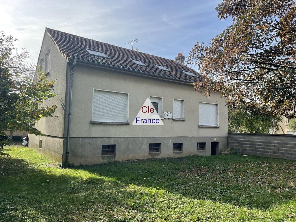 Property photo 3 of 12