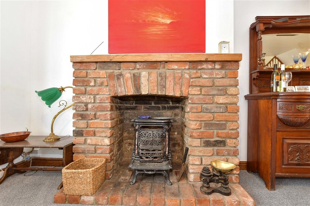 Property photo 1 of 12 Internal Feature