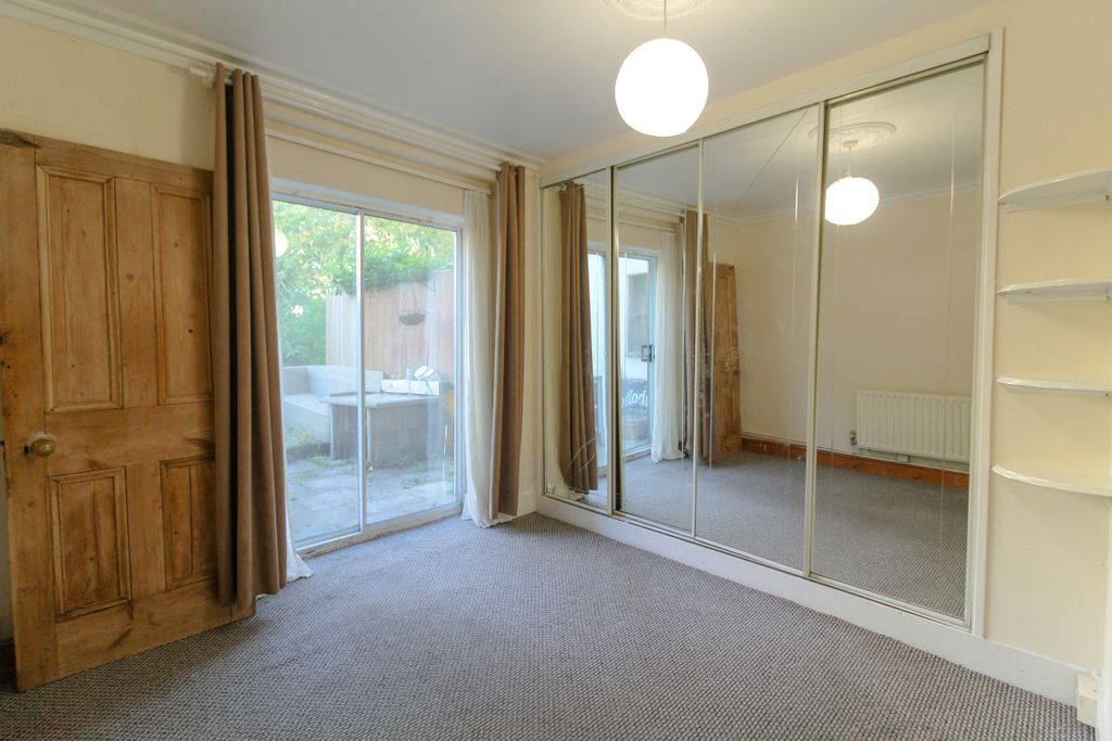 Property photo 3 of 10 Img_8746-2